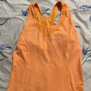 Lululemon tank